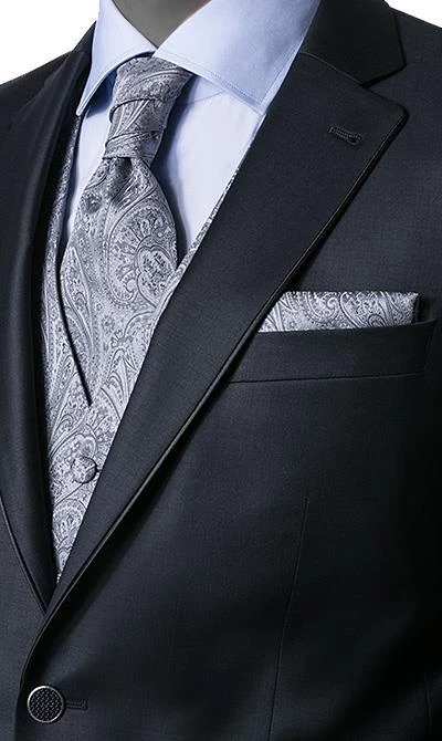 DIGEL Anzug 1009342/120210+114001+164003+190012/20 Anzug mit Weste, Plastron, Einstecktuch, Modern Fit, Schurwolle, Nachtblau 5 DIGEL Anzug 1009342/120210+114001+164003+190012/20 Anzug mit Weste, Plastron, Einstecktuch, Modern Fit, Schurwolle, Nachtblau – Bild 3