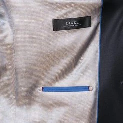 DIGEL Anzug 1009342/120210+114001+164003+190012/20 Anzug mit Weste, Plastron, Einstecktuch, Modern Fit, Schurwolle, Nachtblau 15 DIGEL Anzug 1009342/120210+114001+164003+190012/20 Anzug mit Weste, Plastron, Einstecktuch, Modern Fit, Schurwolle, Nachtblau -Anzüge & Westen Schritte 242665 norm5